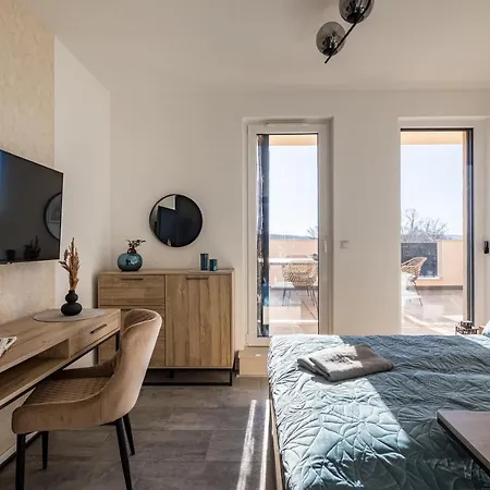 Balatonic Panorama Apartment *
